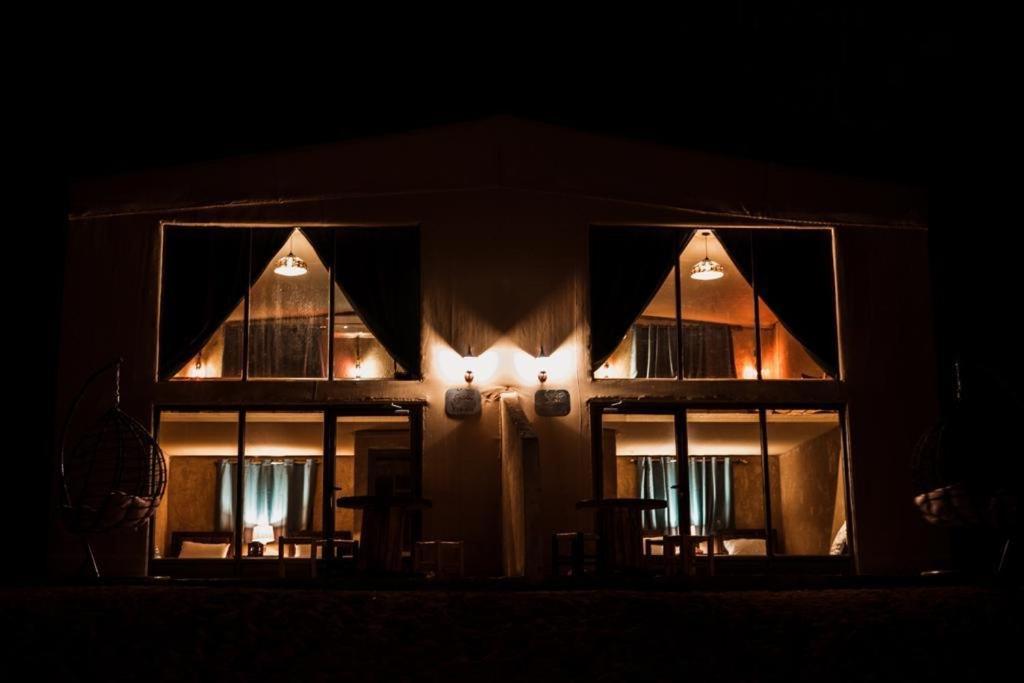 Zeina Desert Lodge Ουάντι Ραμ Εξωτερικό φωτογραφία